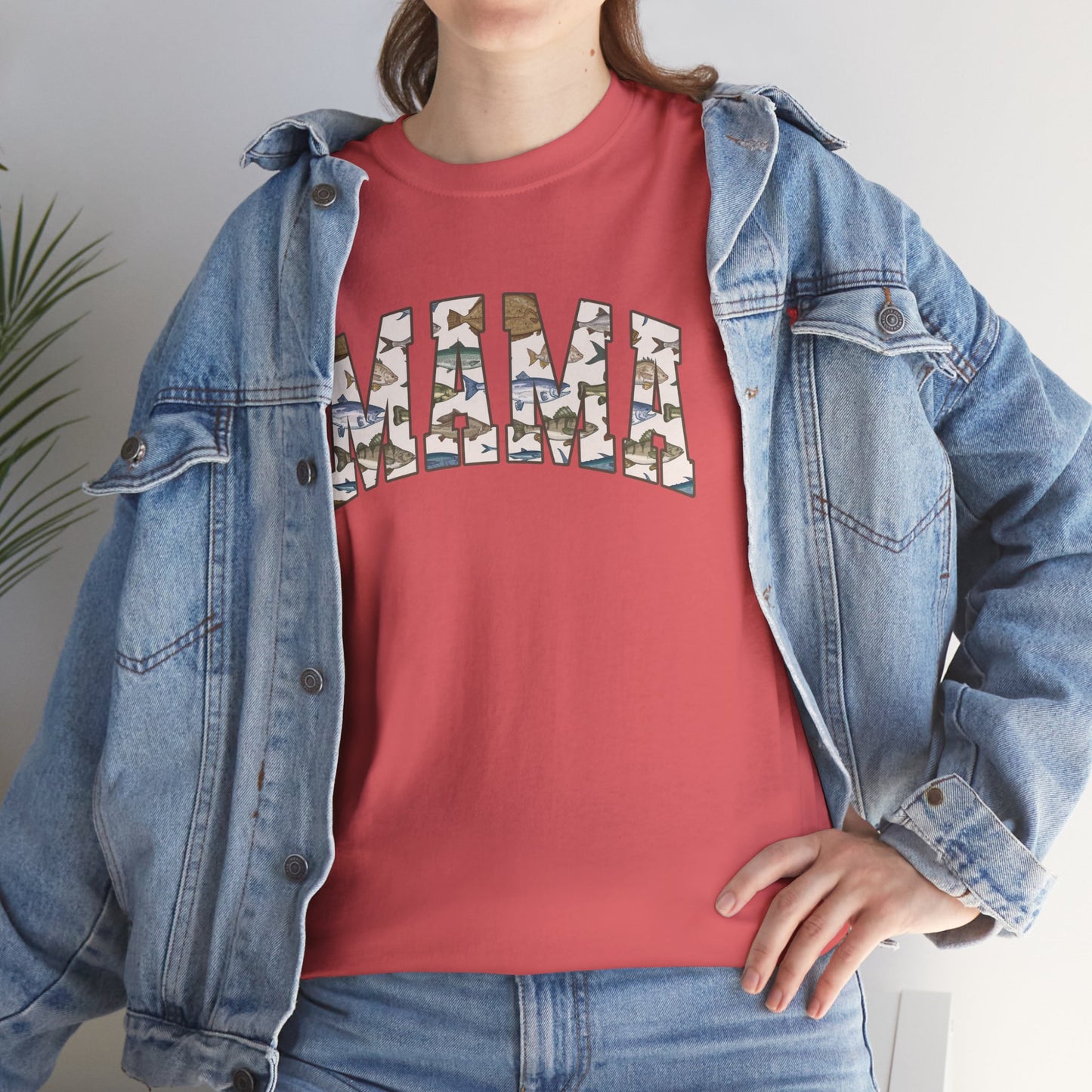 MAMA Fishing Design - Perfect for Everyday Wear & Gifts - Casual Unisex Heavy Cotton Tee with Camo
