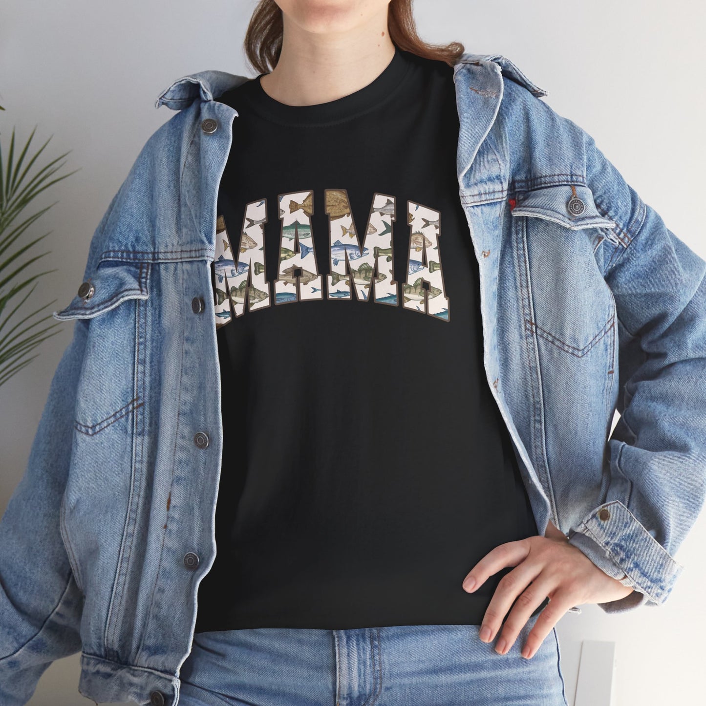 MAMA Fishing Design - Perfect for Everyday Wear & Gifts - Casual Unisex Heavy Cotton Tee with Camo